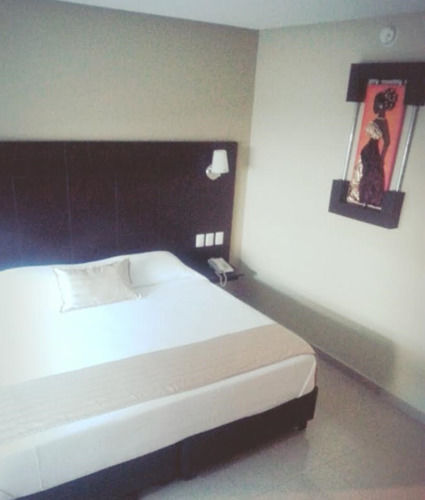 Hotel M&G ทักซ์ทลา กูทิเอเรซ ภายนอก รูปภาพ
